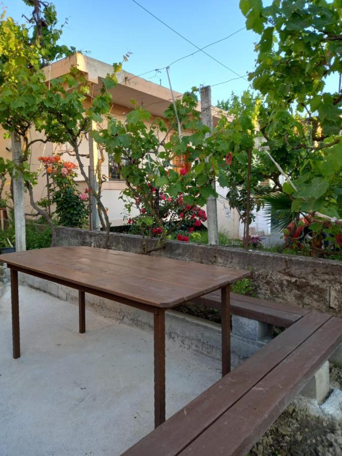 Villa Baka 14 Durrës Extérieur photo